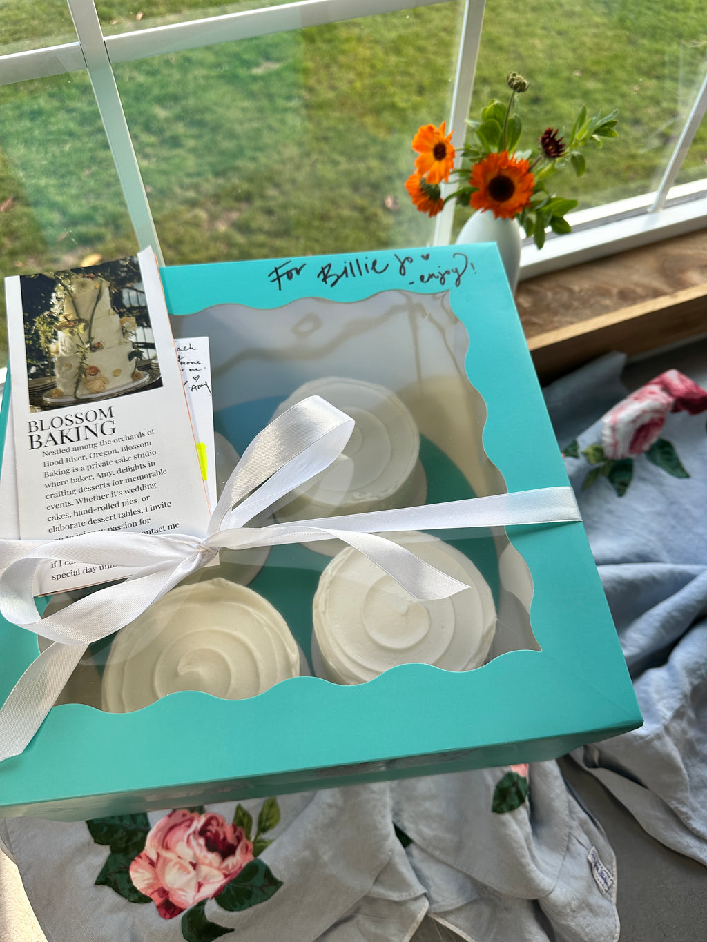 *CUSTOM* Tasting Cake Box (serves 16, so grab your best friends, family, vendors etc. and make a party out of choosing!) Not getting married? We don’t mind, place an order just because…have some fun!