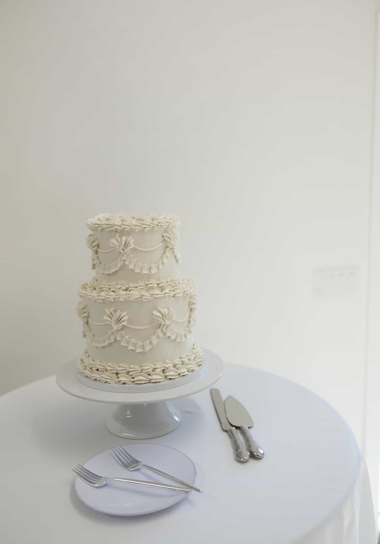 *CLASSIC* Tasting Cake Box (serves 16, so grab your best friends, coordinators, vendors, and make a party out of choosing!) not getting married? We don’t mind, everyone should have cake.